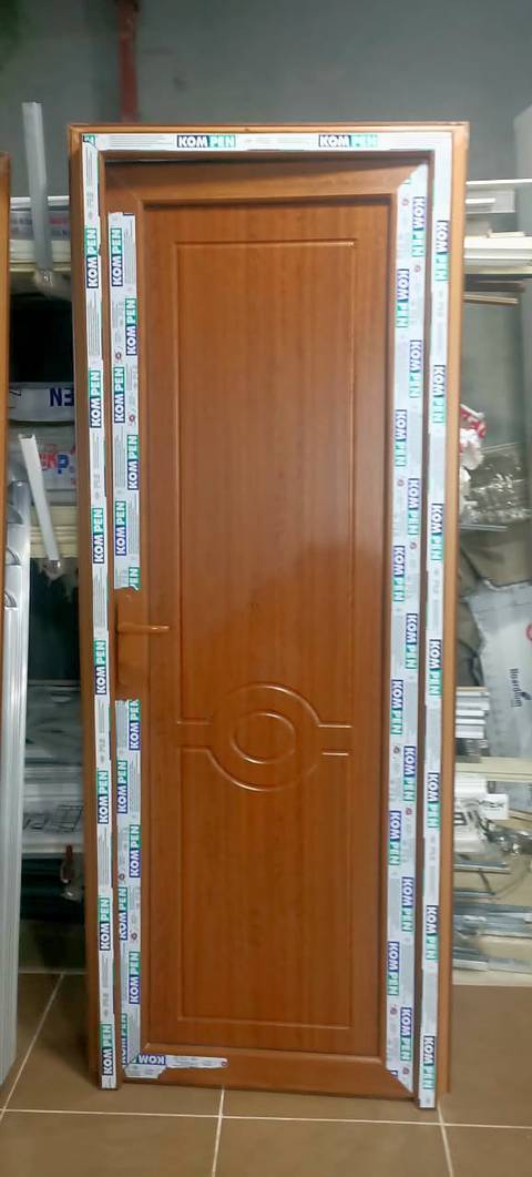 Wood-effect uPVC door